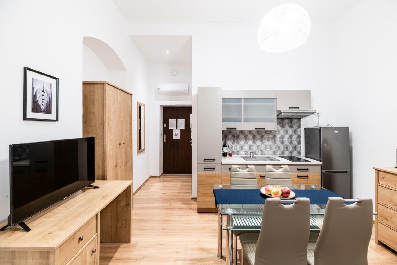 Aparthotel Dietla 32 - Ideal Location In The Heart Of Krakow, Between Main Square And Kazimierz District Krakau