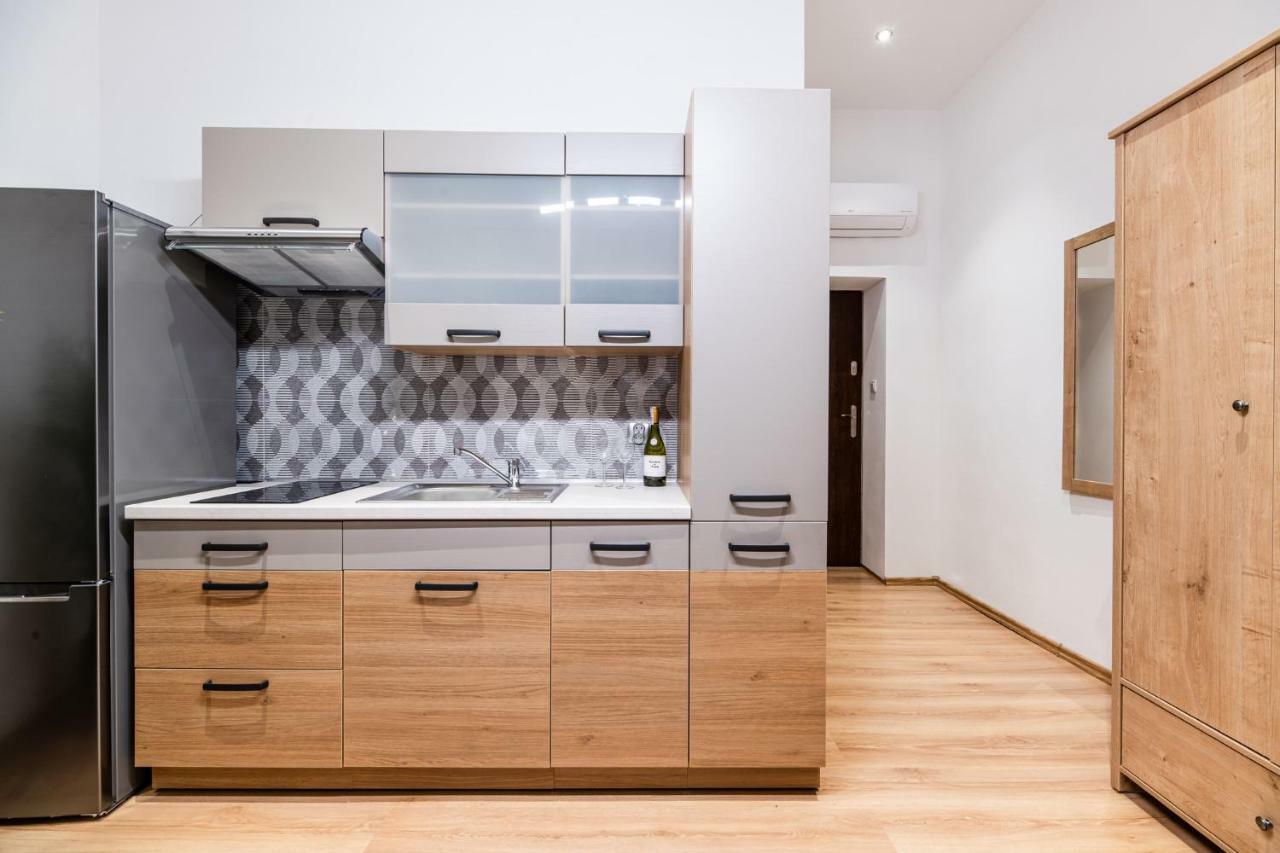 Aparthotel Dietla 32 - Ideal Location In The Heart Of Krakow, Between Main Square And Kazimierz District 2*